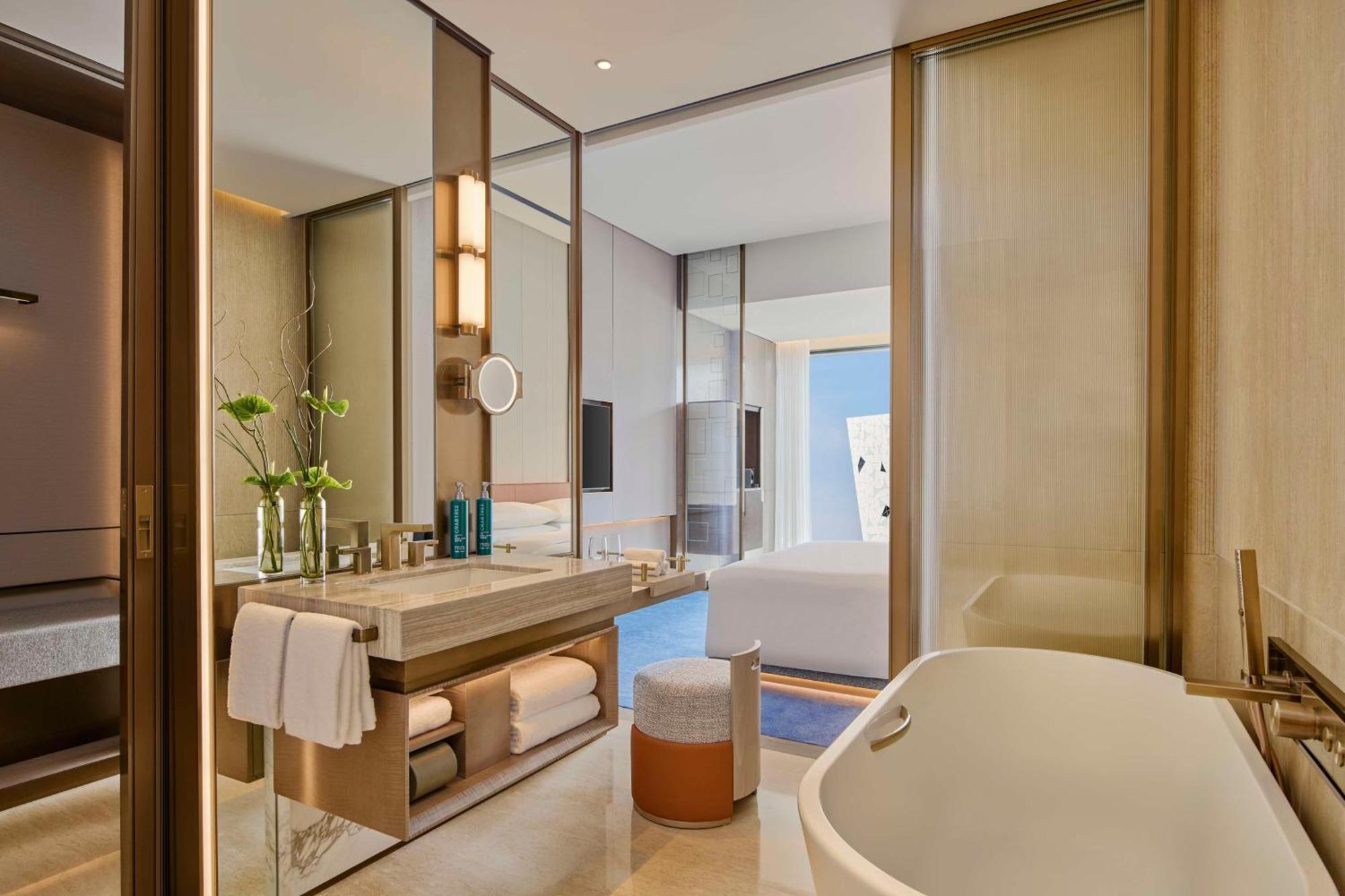Hilton Zhangjiang Science - Next To Zhangjiang Sciengate Towers And Science Hall 30 Minutes Drive To Pvg Hotel