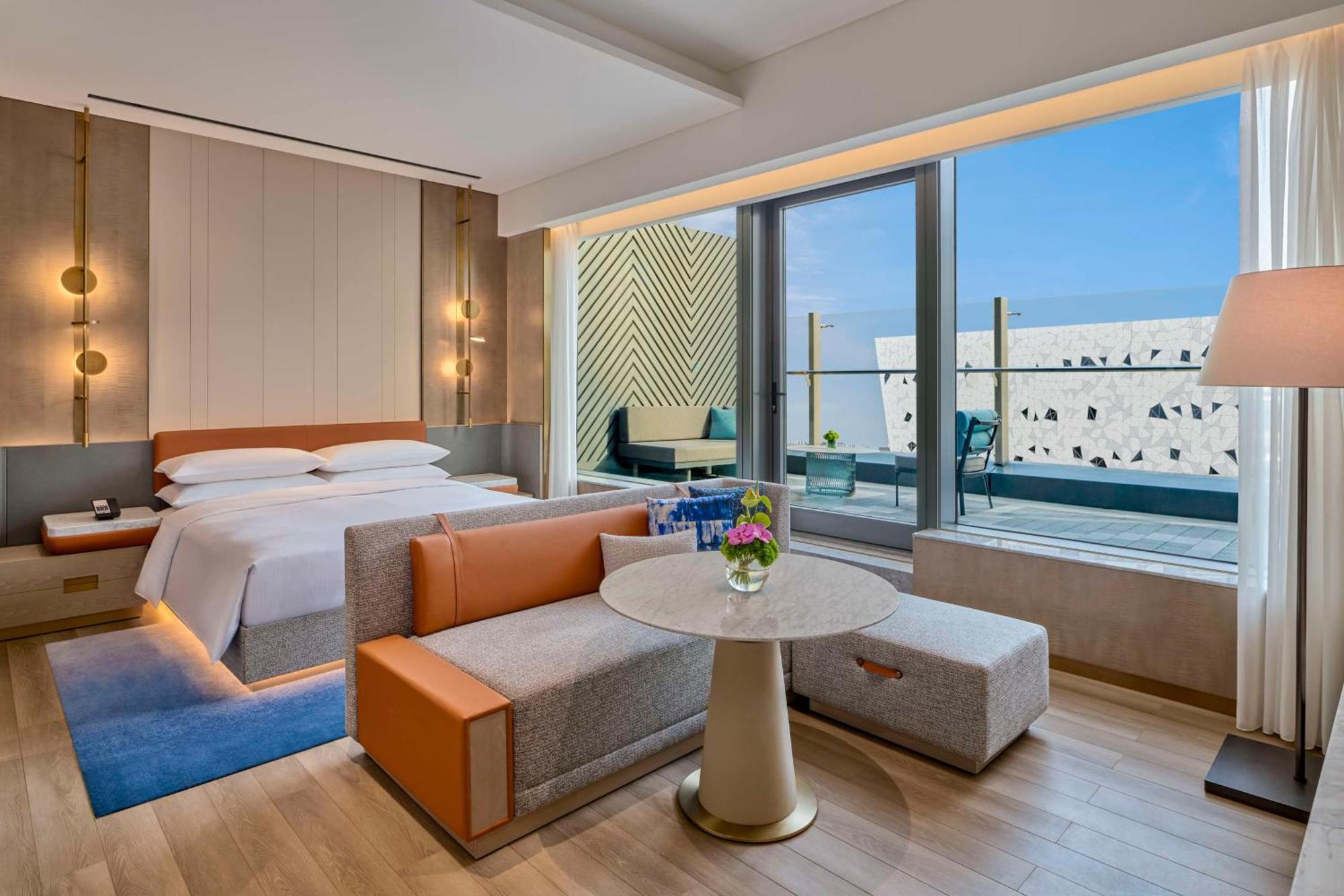 Hotel Hilton Zhangjiang Science - Next To Zhangjiang Sciengate Towers And Science Hall 30 Minutes Drive To Pvg 5*