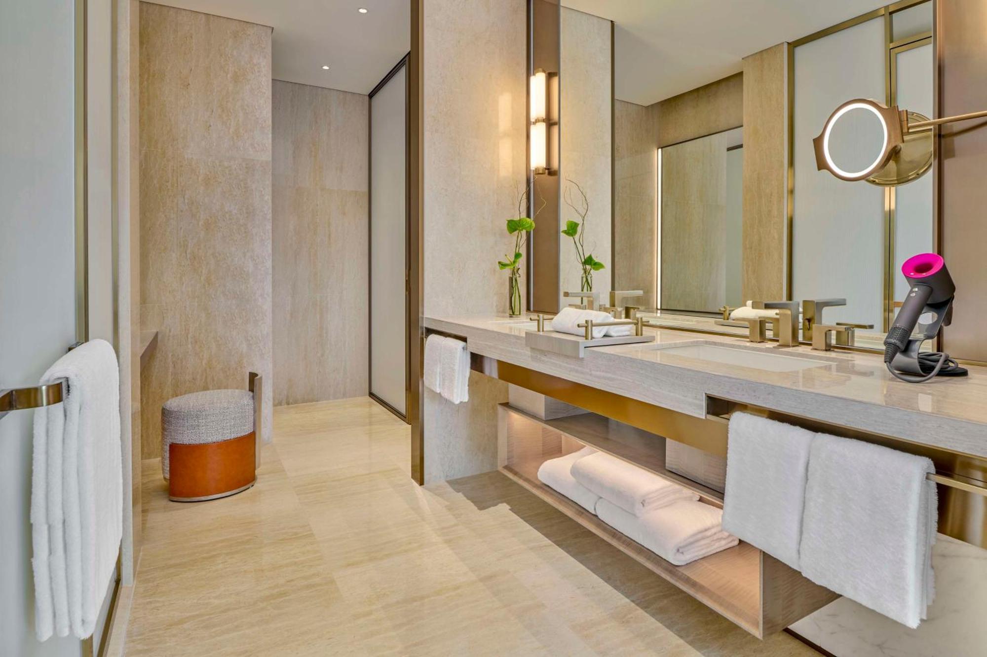 Hilton Zhangjiang Science - Next To Zhangjiang Sciengate Towers And Science Hall 30 Minutes Drive To Pvg 5*
