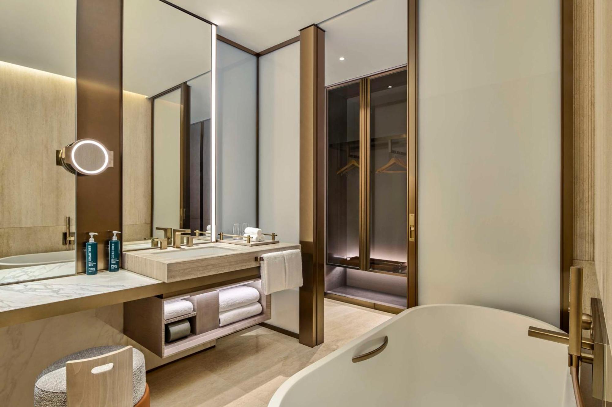 Hilton Zhangjiang Science - Next To Zhangjiang Sciengate Towers And Science Hall 30 Minutes Drive To Pvg Shanghai